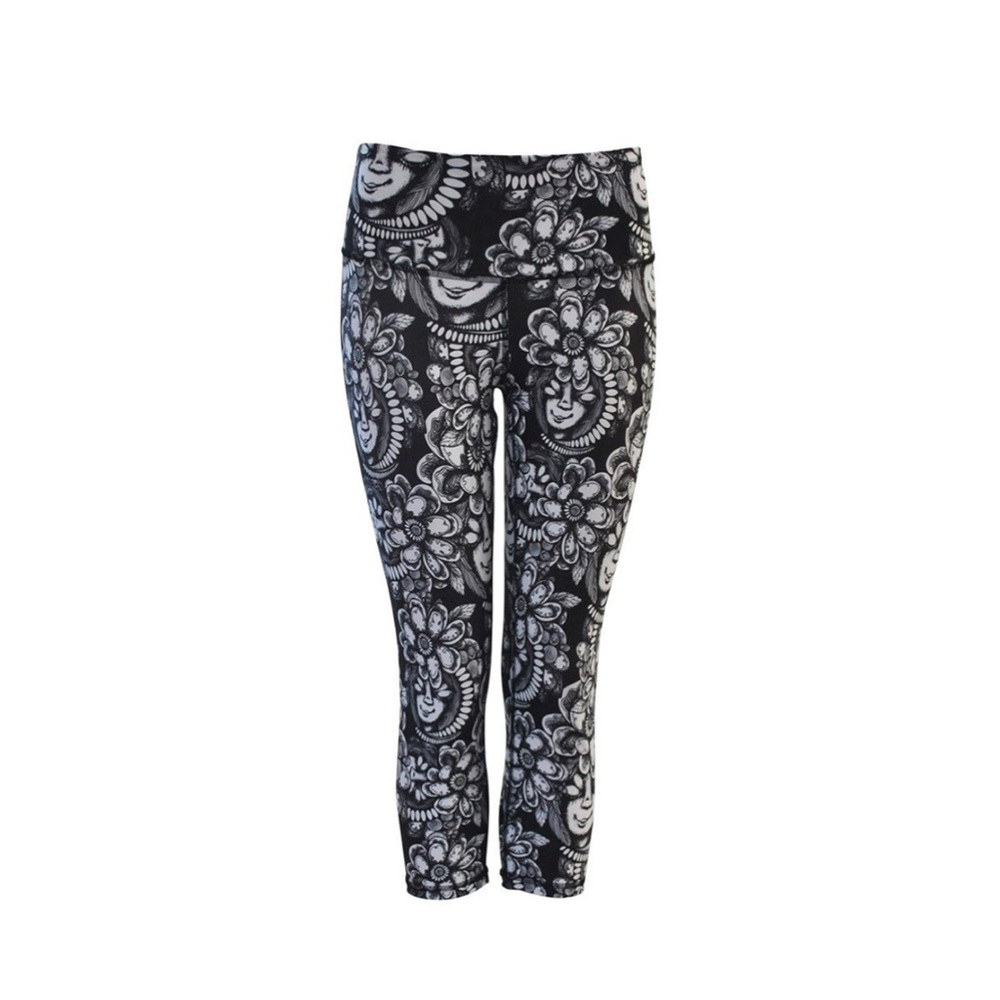 Nominou Nic Black & White Capri Leggings
